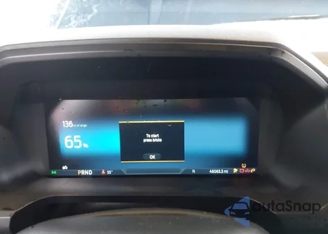 2022 Ford F-150 Lightning Lariat z USA, uszkodzony, nr VIN 1FTVW1ELXNWG15978